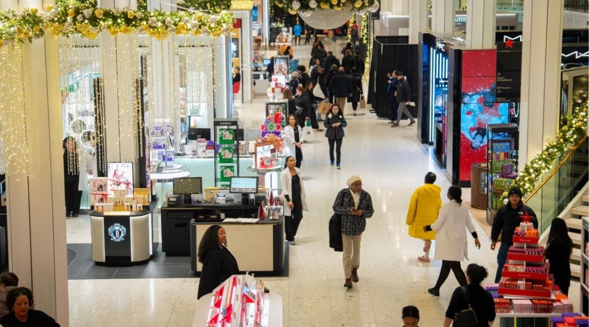 Shoppers at Macy’s in midtown Manhattan on Nov. 21, 2025. The latest Consumer Price Index, released by the Bureau of Labor Statistics on Dec. 18, rose 2.7% from the same time last year. That fell short of the previous 3% pace and was well below economists’ expectations — likely reflecting what they called distortions caused by the government shutdown. (Vincent Alban/The New York Times)
