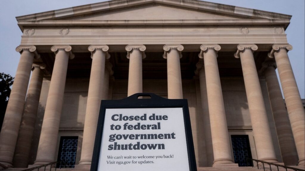 Signage warning of closures due to the U.S. Government shutdown in front of the National Gallery of Art, more than a month into the continuing U.S. government shutdown in Washington, D.C., U.S., November 7, 2025. (Reuters/Nathan Howard)