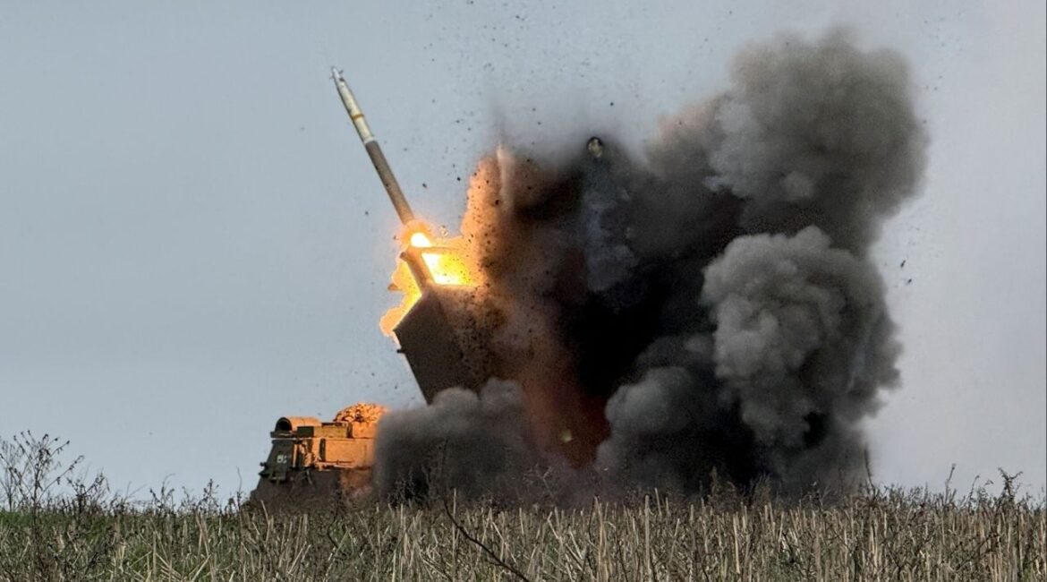 Ukrainian servicemen fire a Multiple Launch Rocket System (MLRS) towards Russian troops, amid Russia's attack on Ukraine, near the frontline town of Pokrovsk in Donetsk region, Ukraine December 9, 2025. (Reuters/Stringer)
