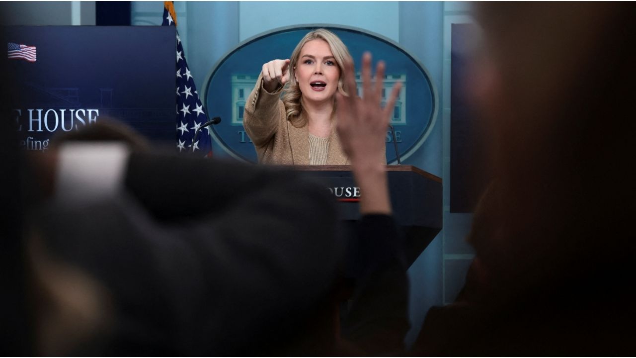 White House Press Secretary Karoline Leavitt points while she holds a press briefing at the White House, in Washington, D.C., U.S., December 1, 2025. (Reuters/Evelyn Hockstein)