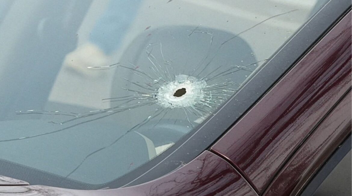 A bullet hole in the windshield of a vehicle, after the fatal shooting of the driver Renee Nicole Good by a U.S. Immigration and Customs Enforcement (ICE) agent, in Minneapolis, Minnesota, U.S., January 7, 2026. (Reuters/Tim Evans)