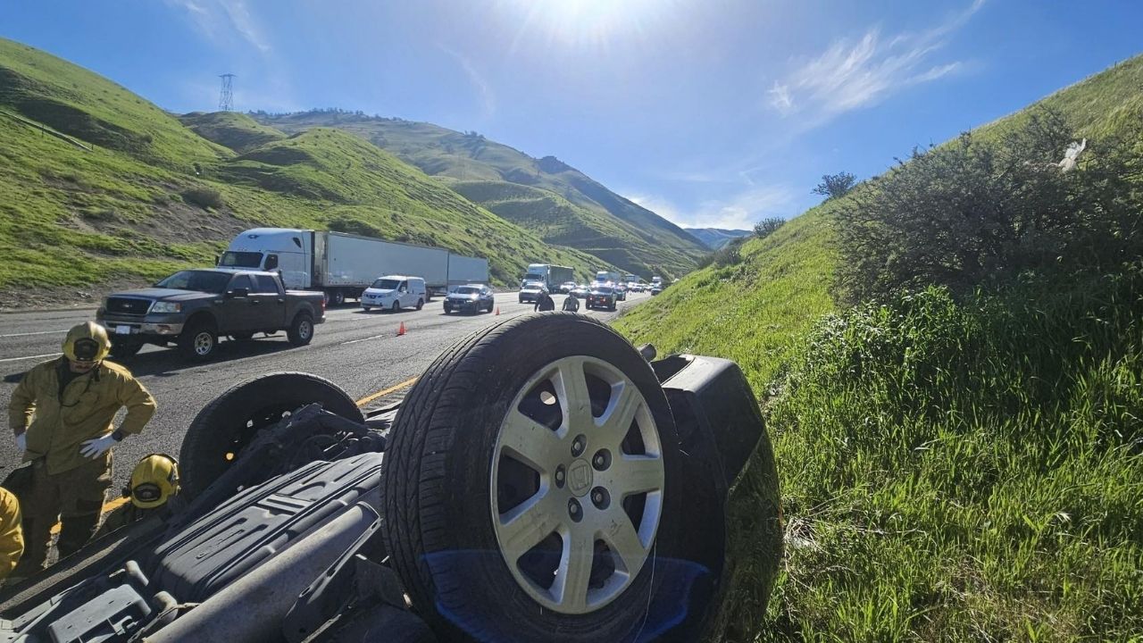 A solo vehicle overturned on northbound I-5 near Grapevine on Monday, Jan. 26, 2026,, closing the far-left lane while CHP investigates and recovers the vehicle. (CHP)