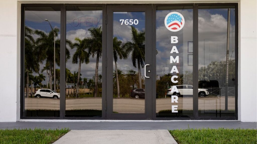 A storefront offering insurance through Obamacare in Miami, Oct. 18, 2025. About 1.4 million fewer people have enrolled in Obamacare coverage in 2026 in the face of soaring premiums, according to an early report, following the expiration of the enhanced subsidies that helped lower the cost of health insurance for millions of Americans. (Eva Marie Uzcategui/The New York Times)