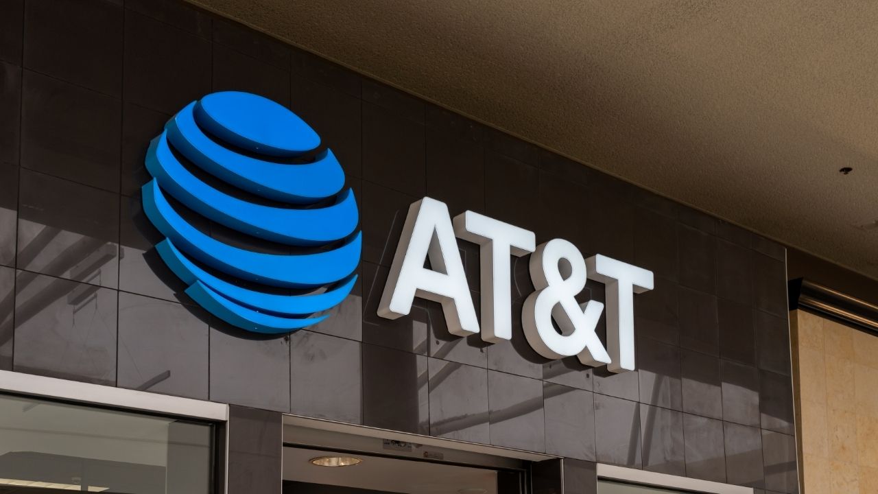 AT&T experienced a possible outage on Monday, Jan. 26, 2026. (Shutterstock)