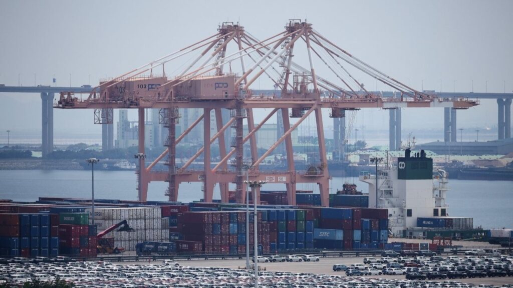 KIA Motors' vehicles are parked to be exported, at a port in Pyeongtaek, South Korea, July 31, 2025. (Reuters/Kim Hong-Ji)