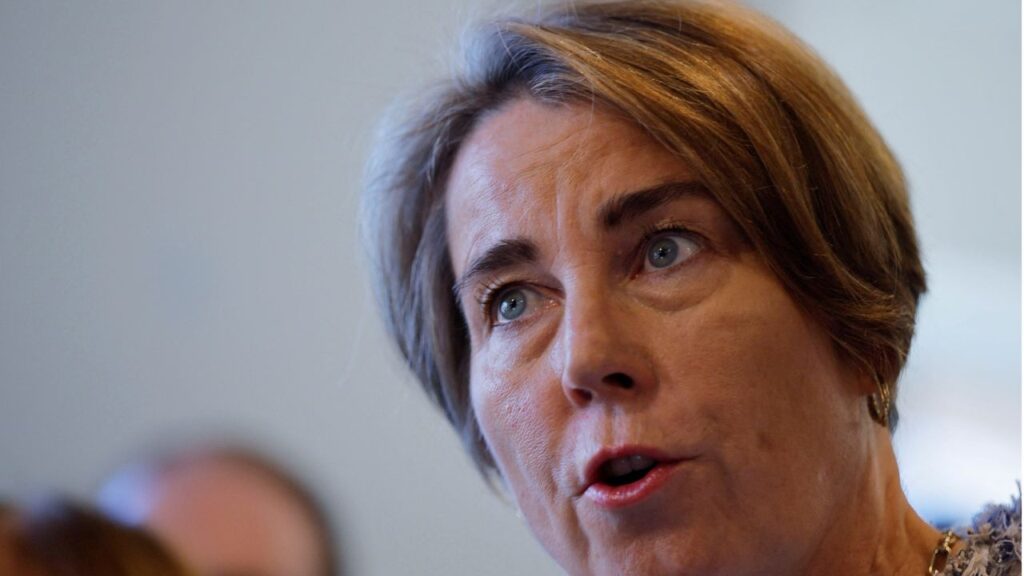 Massachusetts Governor Maura Healey urges the federal government and U.S. President Donald Trump to fund the Supplemental Nutrition Assistance Program (SNAP) threatened by the ongoing government shutdown, at a press conference in Boston, Massachusetts, U.S., October 24, 2025. (Reuters/Brian Snyder)