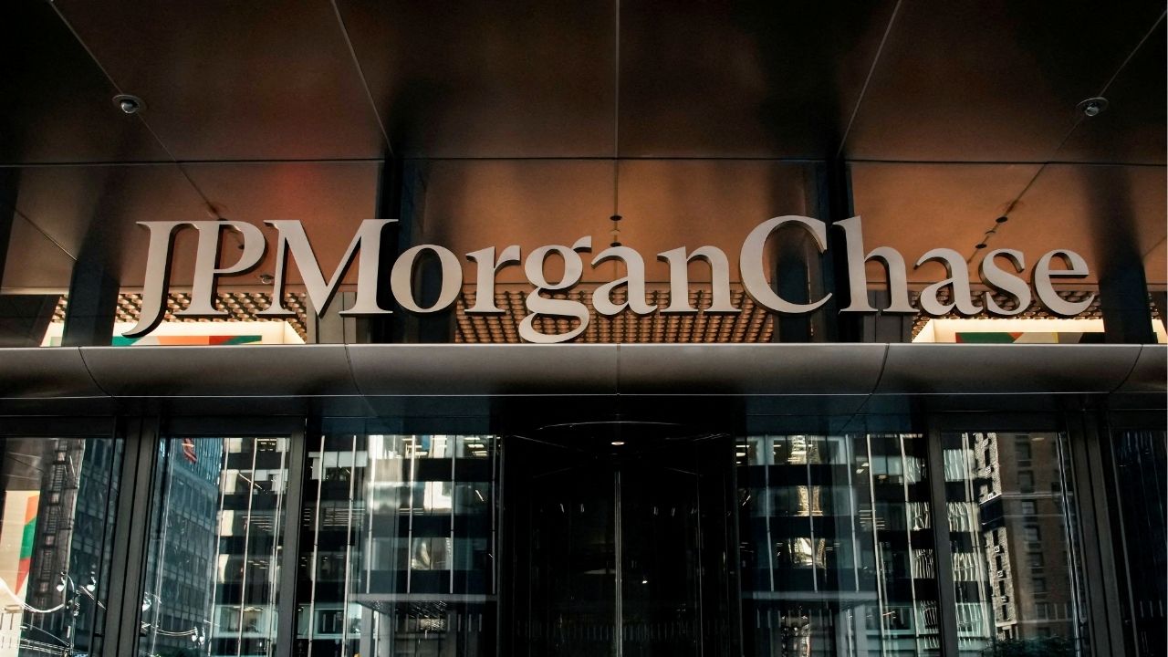 The JPMorgan Chase & Co. building at the firm's new headquarters at 270 Park Avenue, in New York City, U.S., October 21, 2025. (Reuters File)