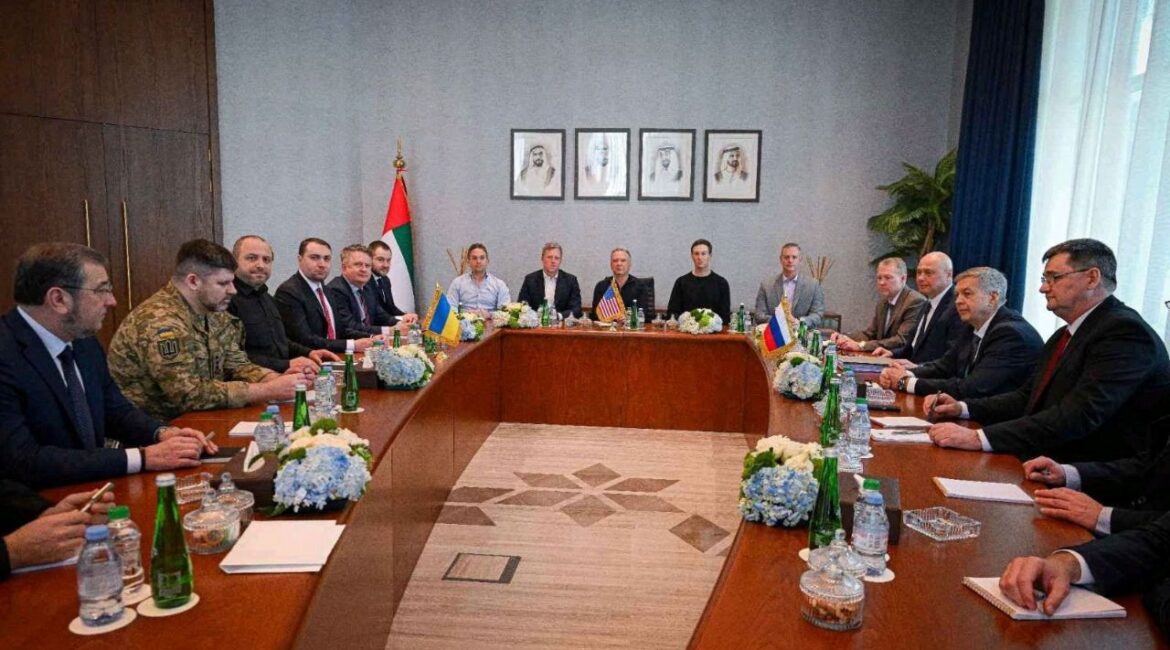 The members of delegations participating in the UAE hosted trilateral talks between the U.S., Russia and Ukraine, Director of the Office of the President of Ukraine Kirill Budanov, United States Special Envoy Steve Witkoff, Secretary of the National Security and Defense Council of Ukraine Rustem Umerov, Chief of the Main Directorate of the General Staff of the Russian Armed Forces Igor Kostyukov and Jared Kushner attend a meeting at Al Shati Palace in Abu Dhabi, United Arab Emirates, January 24, 2026. Uae Government/Handout via Reuters
