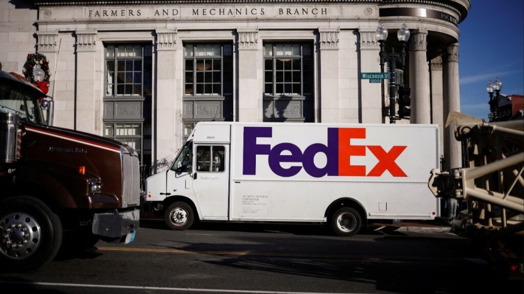 A FedEx delivery truck is pictured during Black Friday preparations in the Georgetown neighborhood of Washington, U.S., November 26, 2024. (Reuters/Benoit Tessier)