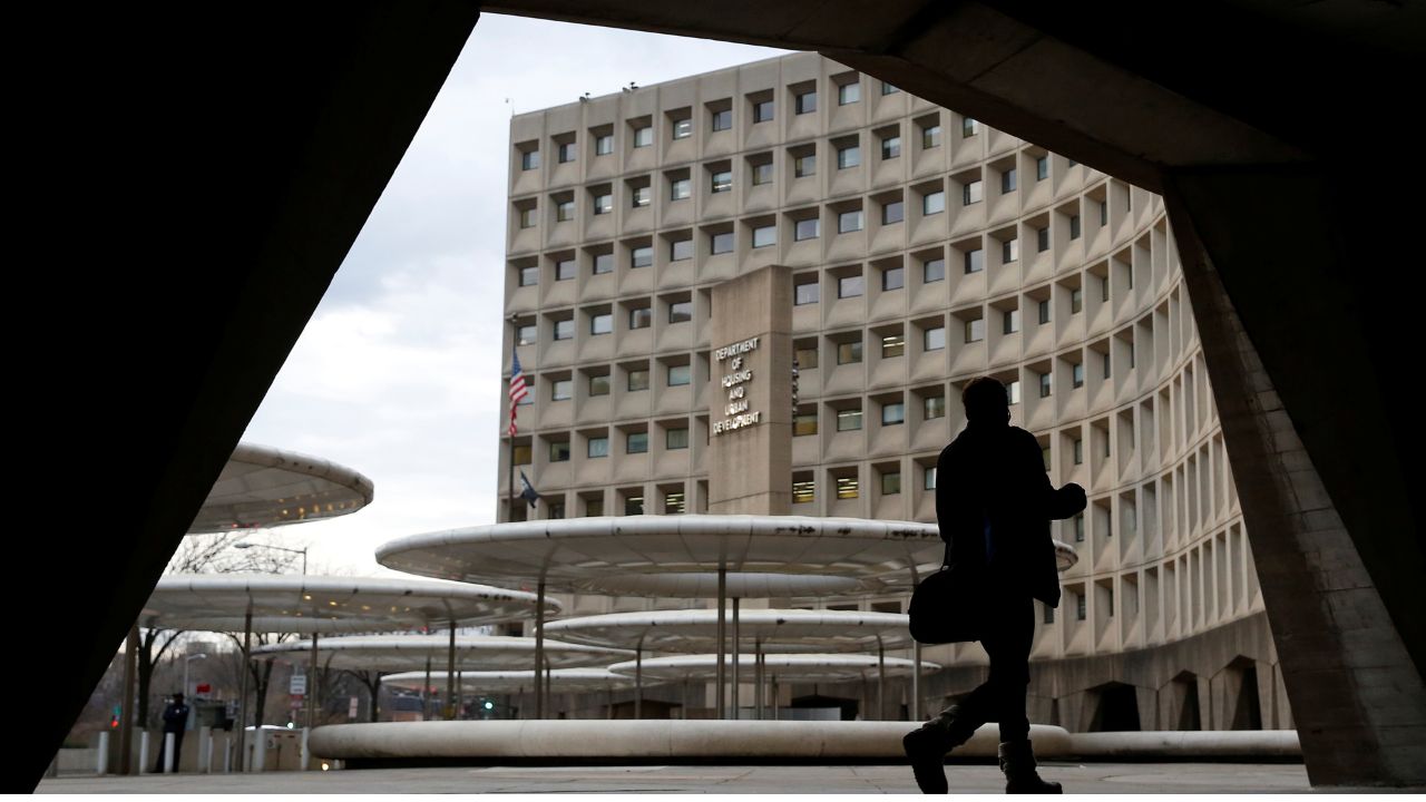 A pedestrian passes the Department of Housing and Urban Development in Washington, U.S., January 22, 2018. (Reuters/Joshua Roberts/ File Photo)