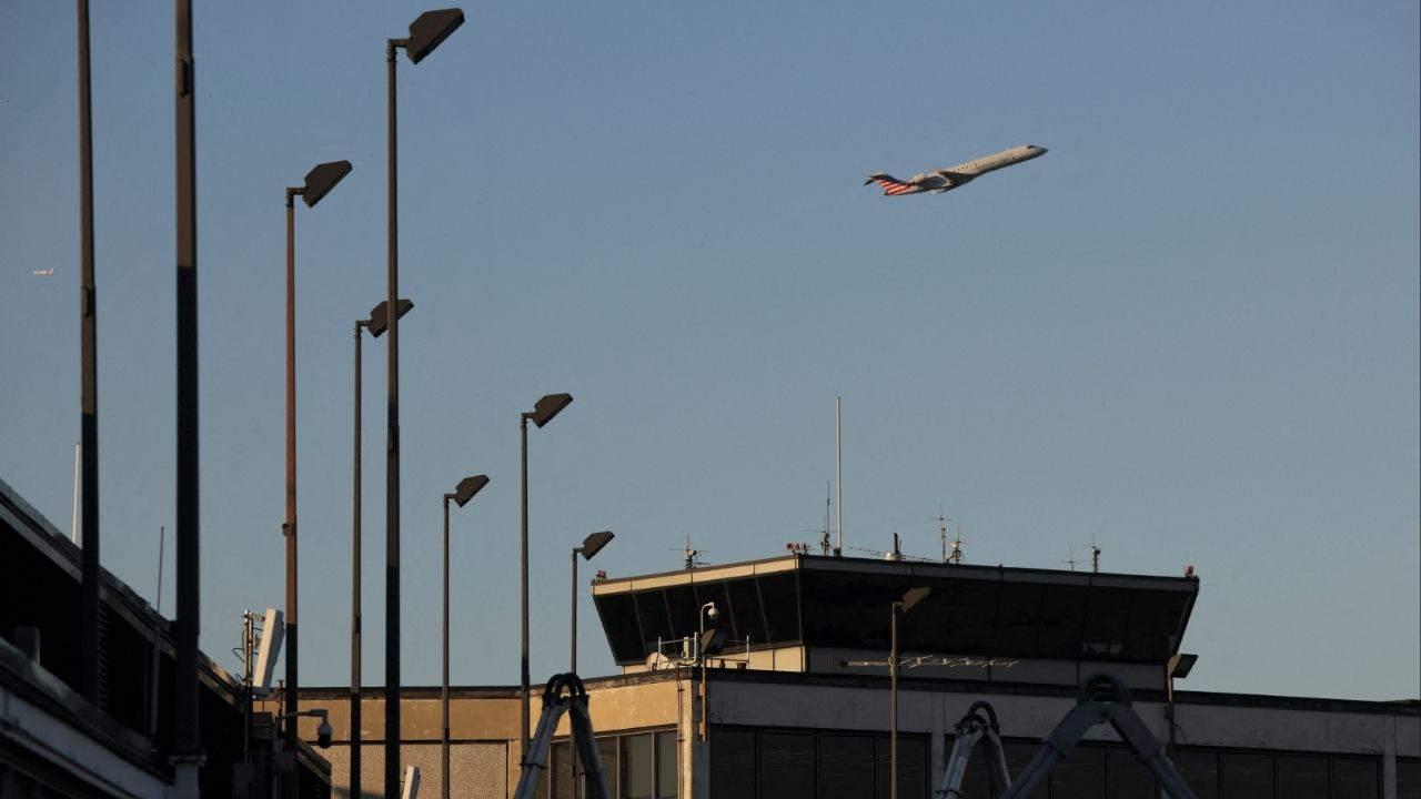 A plane takes off from Chicago O'Hare International Airport, in Chicago, Illinois, U.S., October 26, 2025. (Reuters/Daniel Cole)