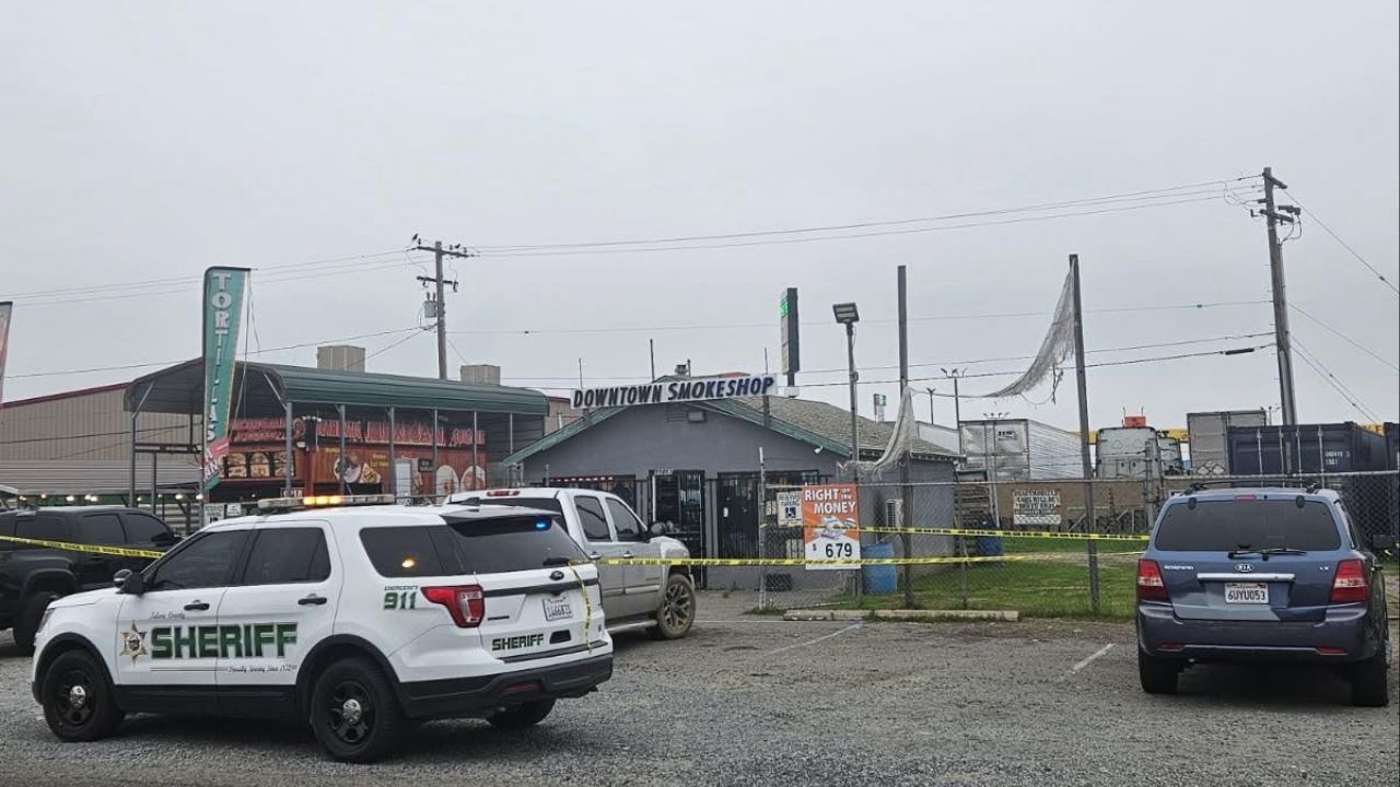 A suspect armed with a handgun robbed the Downtown Smoke Shop in Goshen just before 2:30 p.m. Monday, Feb 9, 2026, and fled with an unknown amount of cash, according to the Tulare County Sheriff’s Office. (Tulare County SO)