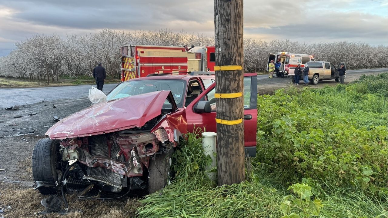 A truck tractor and passenger vehicle collided at a Porterville intersection Monday, Feb. 16, 2026, with those involved suffering only minor injuries, CHP said. (CHP)