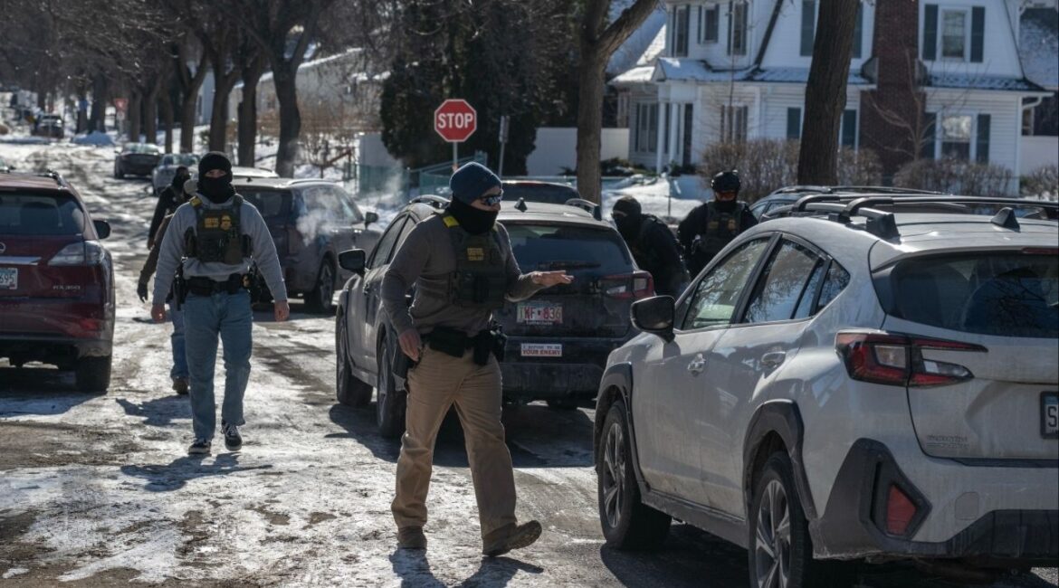 Border Patrol agents stop vehicles and confront drivers following them in Minneapolis, Jan. 29, 2026. The Department of Homeland Security’s funding has lapsed and lawmakers are deadlocked over a proposal to restore it, with Democrats seeking restrictions on the federal agents carrying out President Donald Trump’s immigration crackdown. (Victor J. Blue/The New York Times)