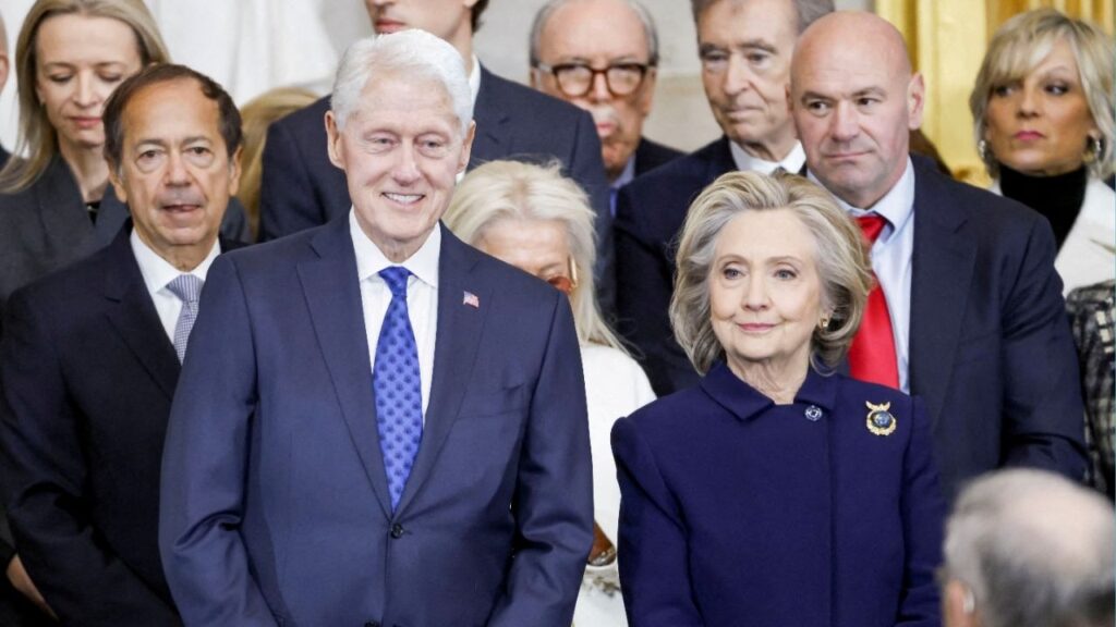 Former U.S. President Bill Clinton and former U.S. Secretary of State Hillary Clinton arrive for Donald Trump's inauguration as the next President of the United States in the Rotunda of the United States Capitol in Washington, U.S., January 20, 2025. (Reuters File)
