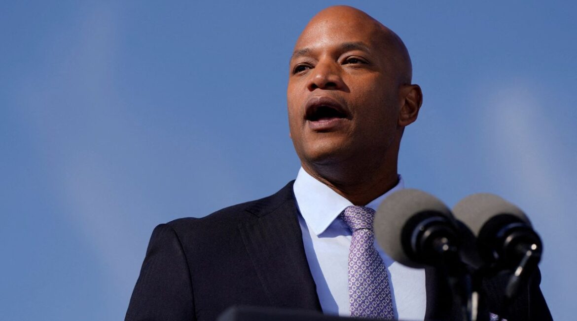 Governor of Colorado Jared Polis gives a toast to U.S. President Joe Biden at a black-tie dinner for U.S. governors attending the National Governors Association winter meeting, at the White House in Washington, U.S., February 24, 2024. (Reuters/Amanda Andrade-Rhoades)