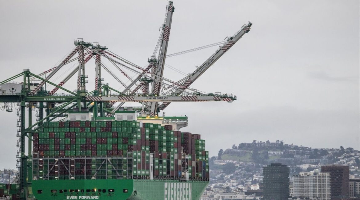 Shipping containers are stacked on a cargo ship at the port of Oakland following the Supreme Court's ruling that Trump had exceeded his authority when he imposed tariffs, in Oakland, California, U.S., February 24, 2026. (Reuters/Carlos Barria)