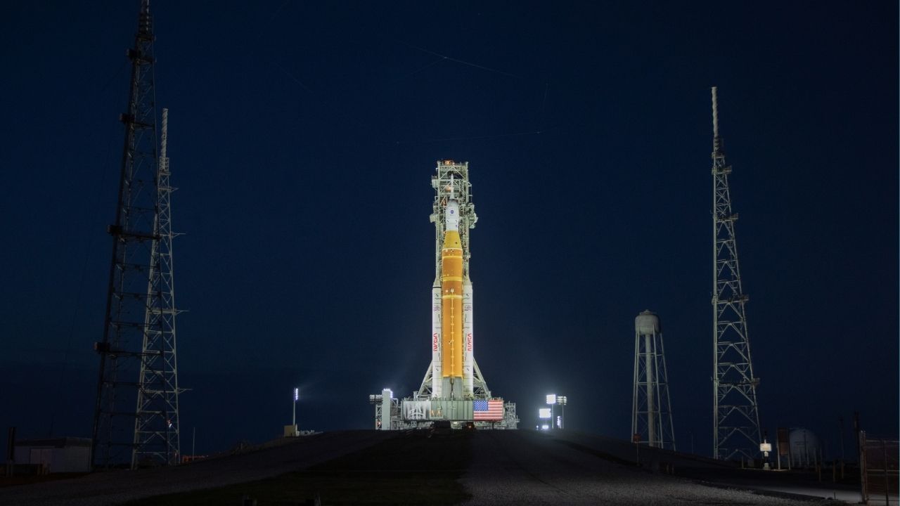 The Artemis II rocket on the launchpad at Kennedy Space Center in Cape Canaveral, Fla., Jan. 17, 2026. NASA announced on Tuesday that it would not try to launch astronauts on an around-the-moon trip until at least March. The decision was made after the agency was unable to complete a countdown rehearsal that started on Sunday.(Cassandra Klos/The New York Times)