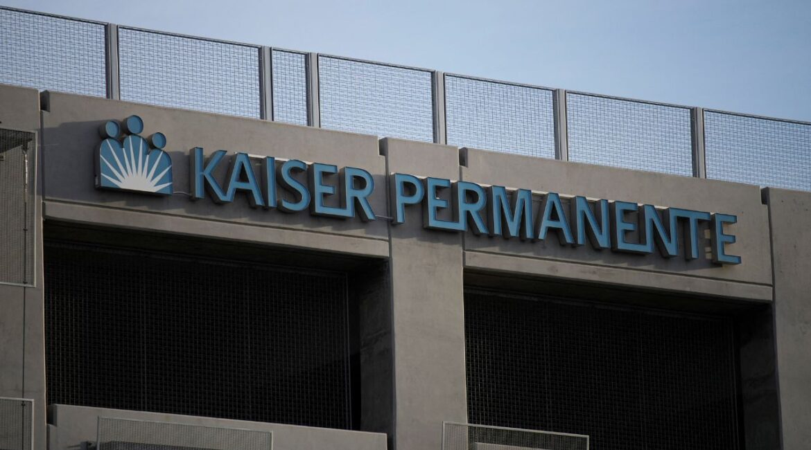 The Kaiser Permanente logo is pictured on a hospital in Los Angeles, California, February 9, 2026. (Reuters/Daniel Cole)