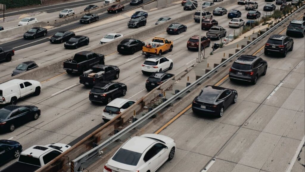 Traffic on Highway 101 in Los Angeles, May 25, 2023. Environmental and health groups filed a lawsuit on Feb. 18, 2026 in the U.S. Court of Appeals for the District of Columbia Circuit, arguing that the EPA’s move to eliminate limits on greenhouse gases from vehicles, and potentially other sources, was illegal. (Mark Abramson/The New York Times)