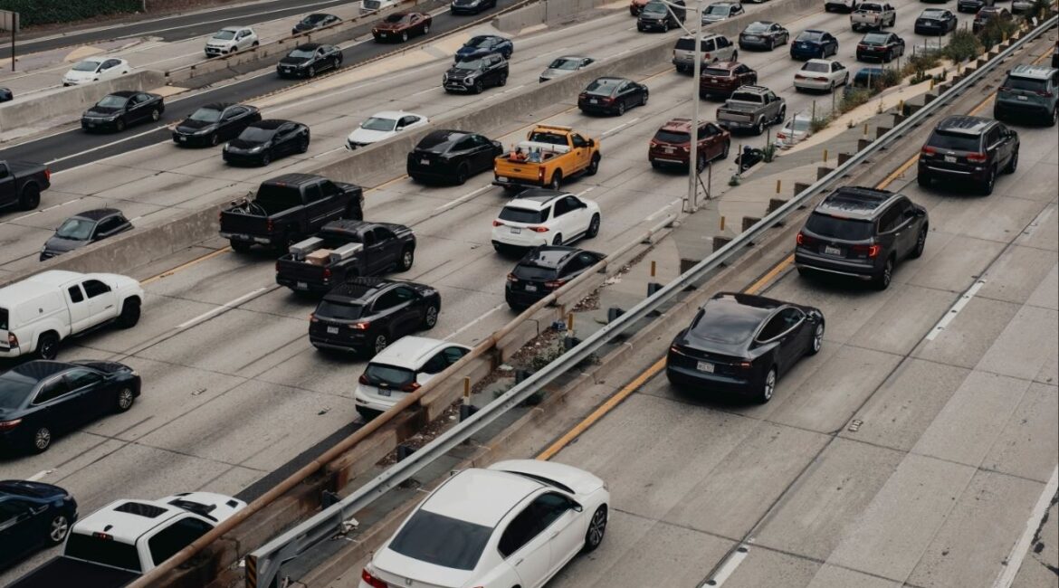 Traffic on Highway 101 in Los Angeles, May 25, 2023. Environmental and health groups filed a lawsuit on Feb. 18, 2026 in the U.S. Court of Appeals for the District of Columbia Circuit, arguing that the EPA’s move to eliminate limits on greenhouse gases from vehicles, and potentially other sources, was illegal. (Mark Abramson/The New York Times)