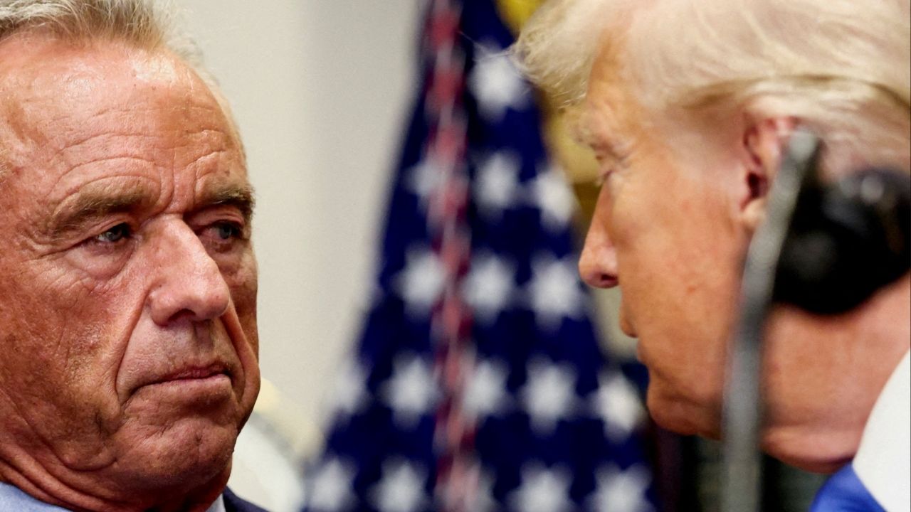 U.S. President Donald Trump turns to look at U.S. Secretary of Health and Human Services Robert F. Kennedy Jr., while making an announcement linking autism to childhood vaccines and to the use of popular pain medication Tylenol for pregnant women and children, claims which are not backed by decades of science, at the White House, in Washington, D.C., U.S., September 22, 2025. (Reuters File)
