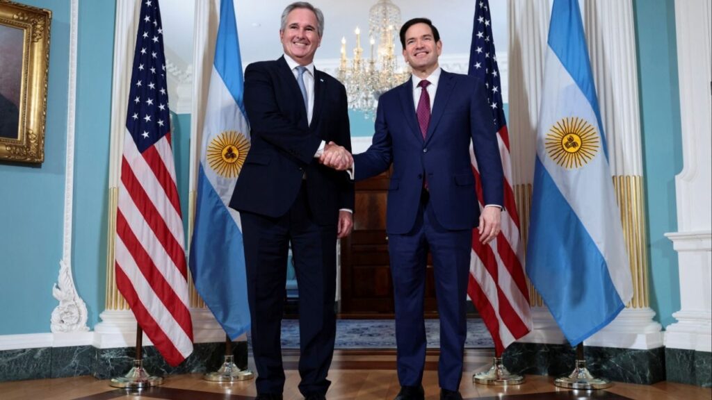 U.S. Secretary of State Marco Rubio shakes hands with Argentine Foreign Minister Pablo Quirno as they meet at the State Department in Washington, D.C., U.S., November 13, 2025. (Reuters/Evelyn Hockstein)