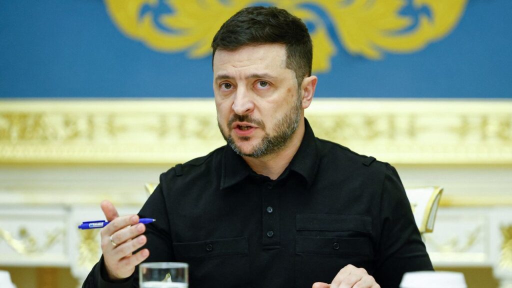 Ukraine's President Volodymyr Zelenskiy speaks as he answers a question during a meeting with the media, amid Russia's attack on Ukraine, in Kyiv, Ukraine November 7, 2025. (Reuters/Valentyn Ogirenko)