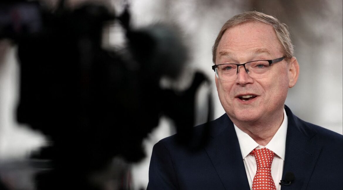 White House economic adviser Kevin Hassett speaks in front of a TV camera at the White House in Washington, D.C., U.S., January 9, 2026. (Reuters/Kevin Lamarque)