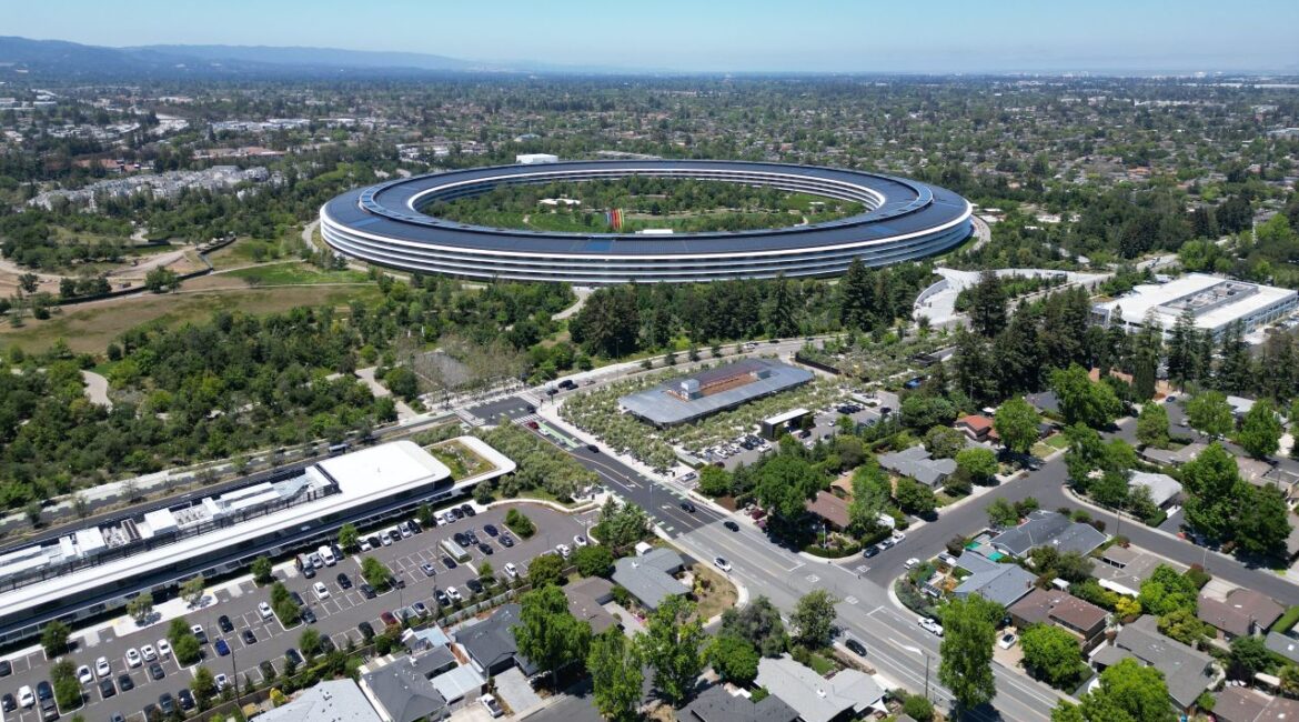 Aerial view of iconic Apple Park in Silicon Valley