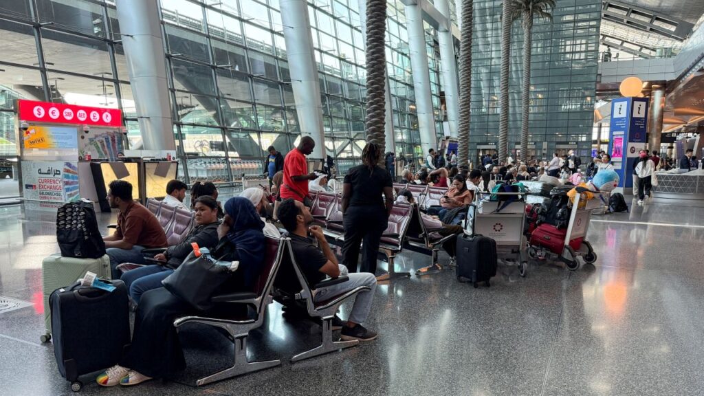 Image of travelers at the airport in Doha, Qatar