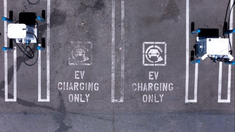 Trump Proposal Would Make $5 Billion US EV Charger Fund Unusable ...