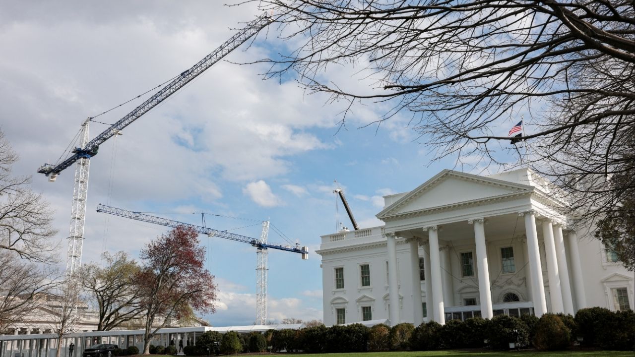 Construction cranes work on White House East Wing renovations in Washington, D.C., U.S., March 17, 2026. (Reuters/Kylie Cooper)