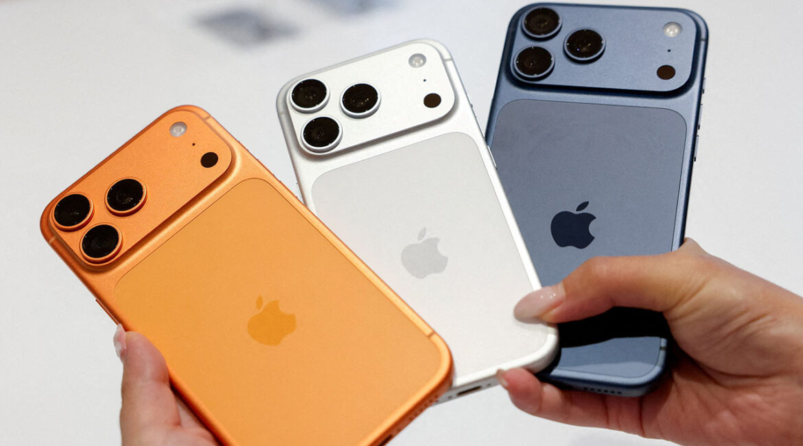 Apple’s new iPhone 17 series displayed at an Apple store in Taipei, Taiwan, September 19, 2025. (Reuters/Ann Wang/File Photo)
