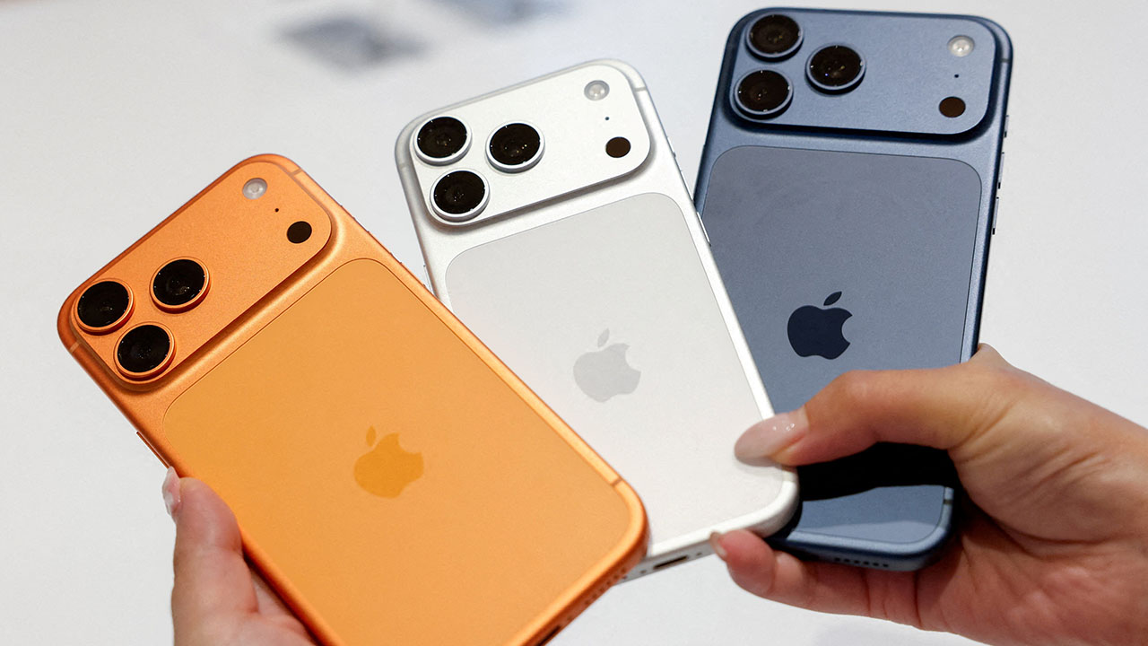 Apple’s new iPhone 17 series displayed at an Apple store in Taipei, Taiwan, September 19, 2025. (Reuters/Ann Wang/File Photo)