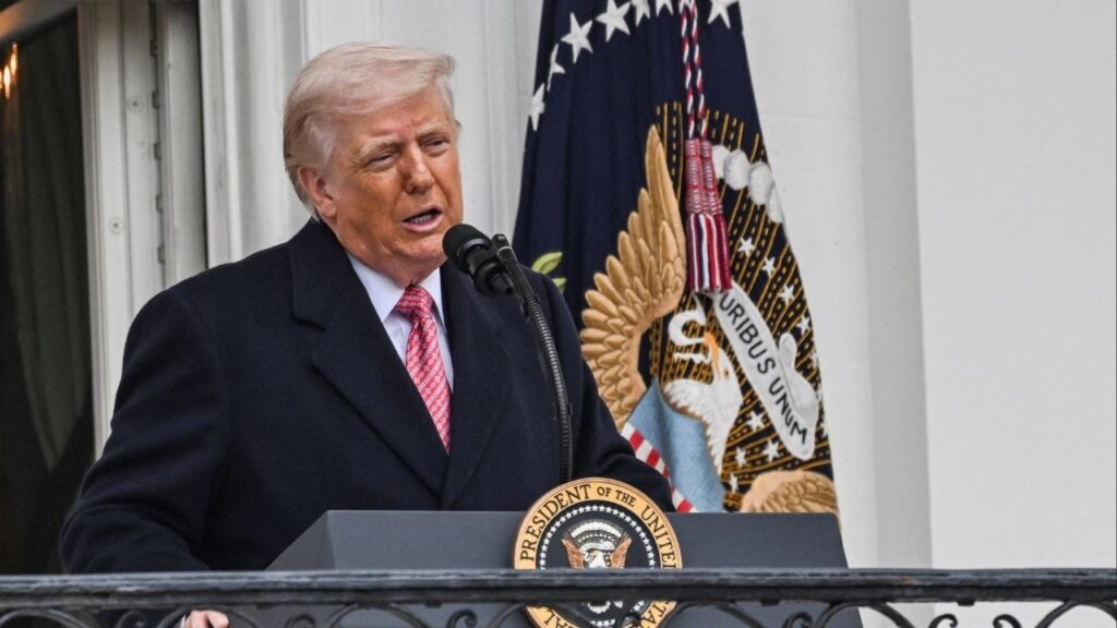 President Donald Trump gives remarks to farmers on the South Lawn of the White House in Washington, D.C., U.S., March 27, 2026. (Reuters/Annabelle Gordon)