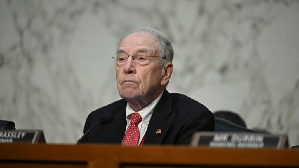 Sen. Chuck Grassley (R-Iowa) at a Senate Committee on the Judiciary hearing to examine U.S. Attorney General Pam Bondi at the U.S. Capitol in Washington, Oct. 7, 2025. Grassley called lifting restrictions on Russian oil the “wrong move.” (Kenny Holston/The New York Times)