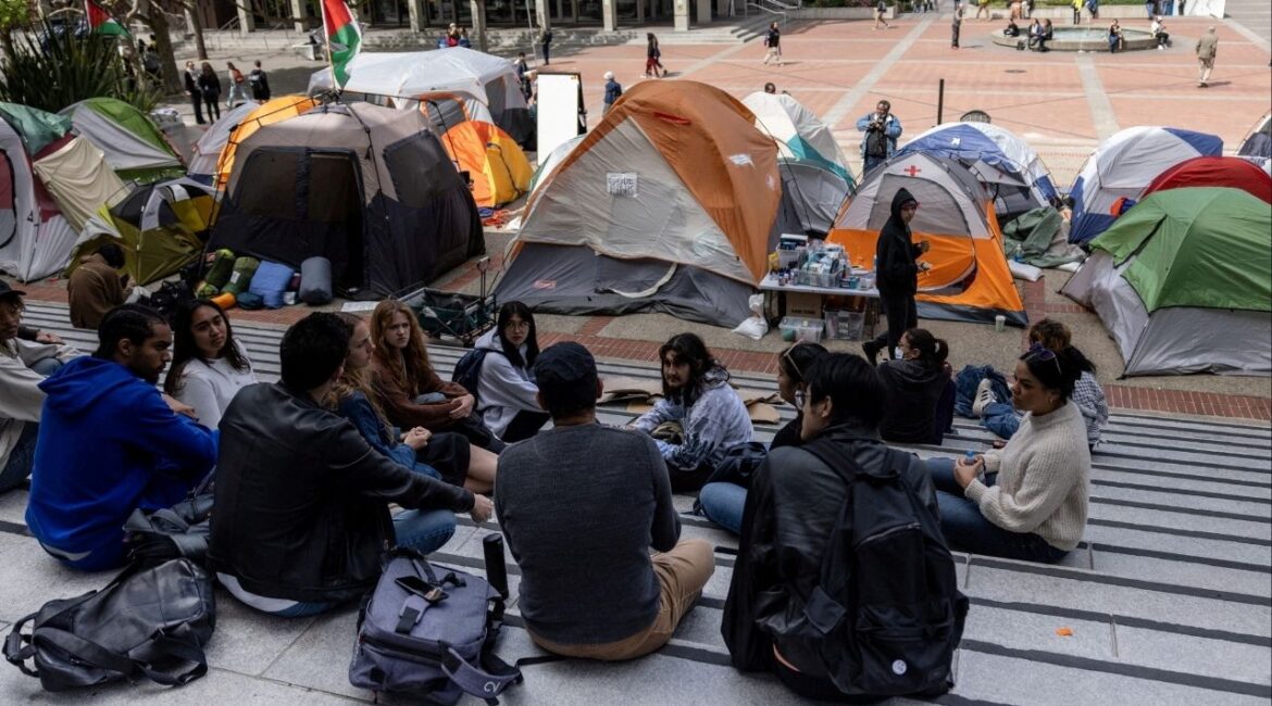 Students attend a protest encampment in support of Palestinians at University of California, Berkeley during the ongoing conflict between Israel and the Palestinian Islamist group Hamas, in Berkeley, U.S., April 25, 2024. (Reuters File)