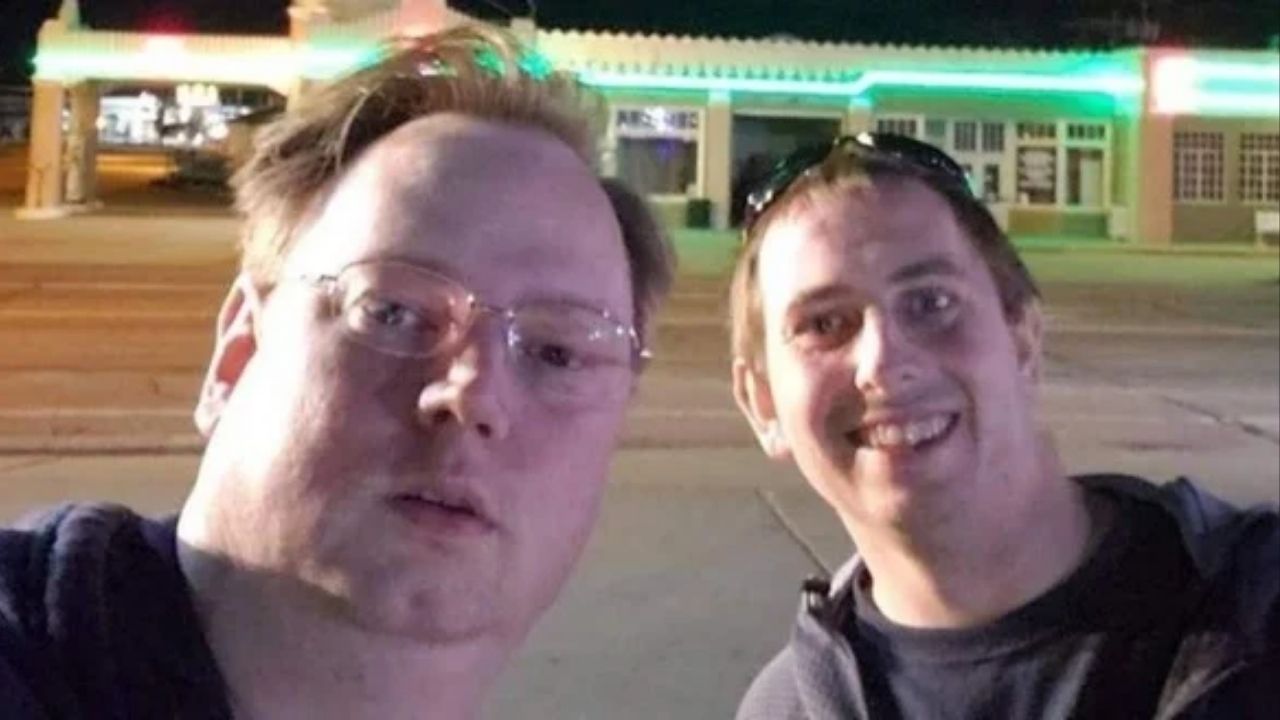 The FBI is offering up to $10,000 for information leading to the arrest of those responsible for the 2020 murders of brothers Matthew and Philip Reagan in Sawmill, Arizona. (FBI)