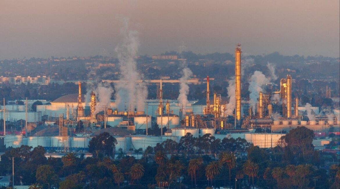 The Marathon Refinery Carson is shown from Signal Hill, California, U.S., January 14, 2026. (Reuters File)