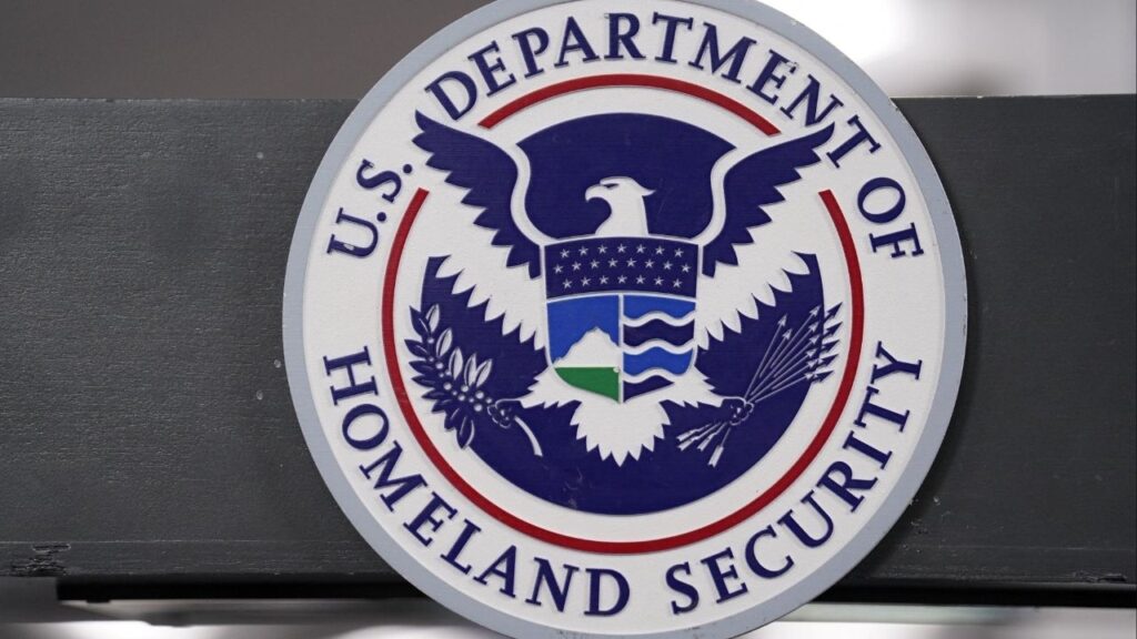 The U.S. Department of Homeland Security seal is displayed ahead of an expected press conference held by U.S. Homeland Security Secretary Kristi Noem at the FEMA National Response Coordination Center in Washington, D.C., U.S., January 24, 2026. (Reuters/Nathan Howard)