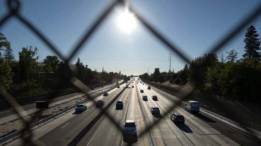 Overhead view of traffic on Highway 50 in Sacramento