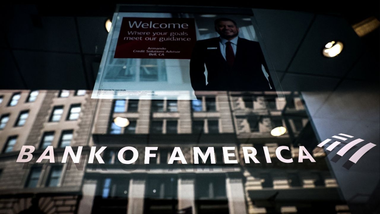 A Bank of America logo is seen on the entrance to a Bank of America financial center in New York City, U.S., July 11, 2023. (Reuters/Brendan McDermid)