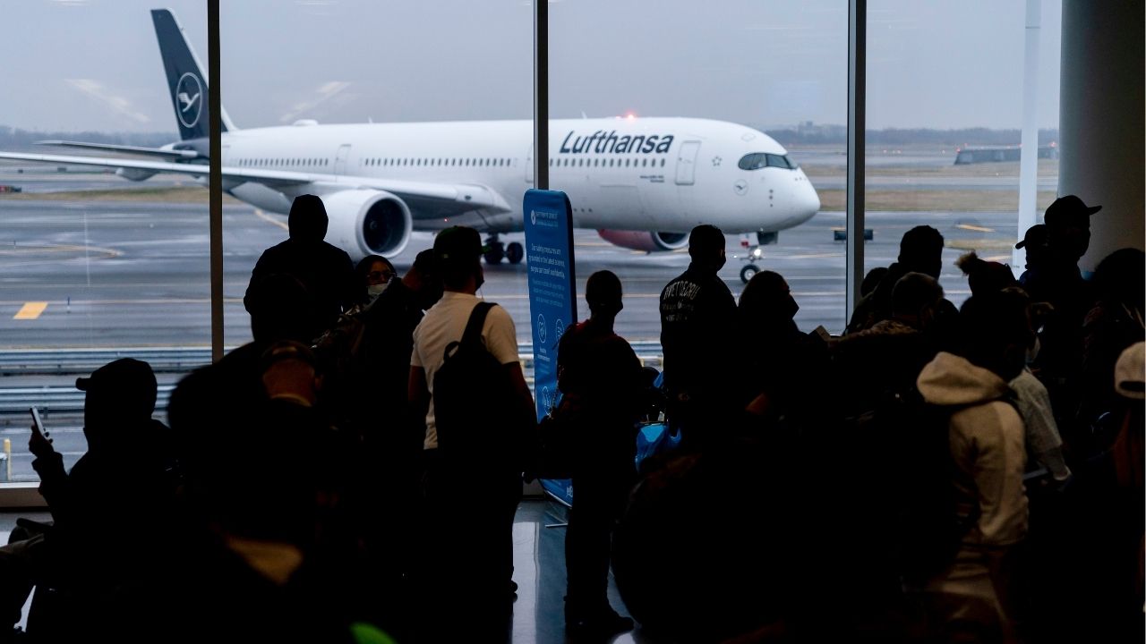Lufthansa Cuts 20,000 Flights to Save Fuel as Iran War Fallout Spreads