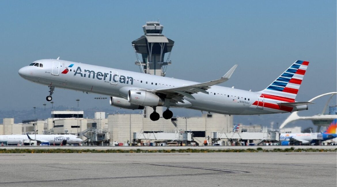 An American Airlines Airbus A321-200 plane takes off from Los Angeles International airport (LAX) in Los Angeles, California, U.S. March 28, 2018. (Reuters File)
