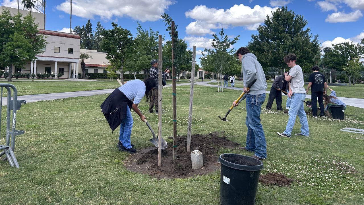 Fresno State, University High Students Team up for Earth Day Celebration