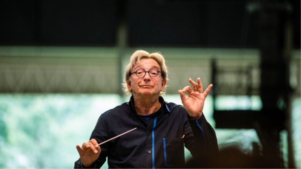 Michael Tilson Thomas rehearses with the Boston Symphony Orchestra at Tanglewood in Lenox, Mass., on Saturday, Aug, 27, 2022. Thomas, a galvanizing force in classical symphony as a conductor, composer, pianist and evangelist for collegial music-making, died at home in San Francisco on April 22, 2026. He was 81. (Lauren Lancaster/The New York Times)