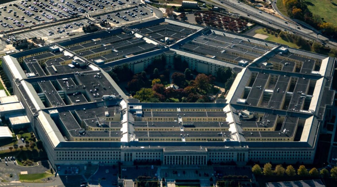 An aerial view of the Pentagon in Arlington, Va,, Oct 31, 2025. The Pentagon has met with senior executives of Ford Motor and General Motors to gauge whether the auto industry could help the military acquire vehicles, munitions or other hardware more quickly and at lower costs, according to three people familiar with the talks. (Kenny Holston/The New York Times)
