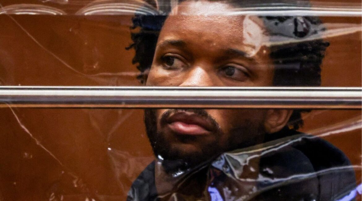 Singer David Anthony Burke, known as D4vd, looks on during his arraignment for the murder of Celeste Rivas Hernandez at the Clara Shortridge Foltz Criminal Justice Center in Los Angeles, California, U.S., April 20, 2026. Los Angeles County District Attorney Nathan J. Hochman announced earlier in the day that musician David Anthony Burke, known as D4vd, was charged today with murdering 14-year-old Celeste Rivas Hernandez, whose body was found decomposed and dismembered in his car that had been impounded in September 2025. TED SOQUI/Pool via REUTERS