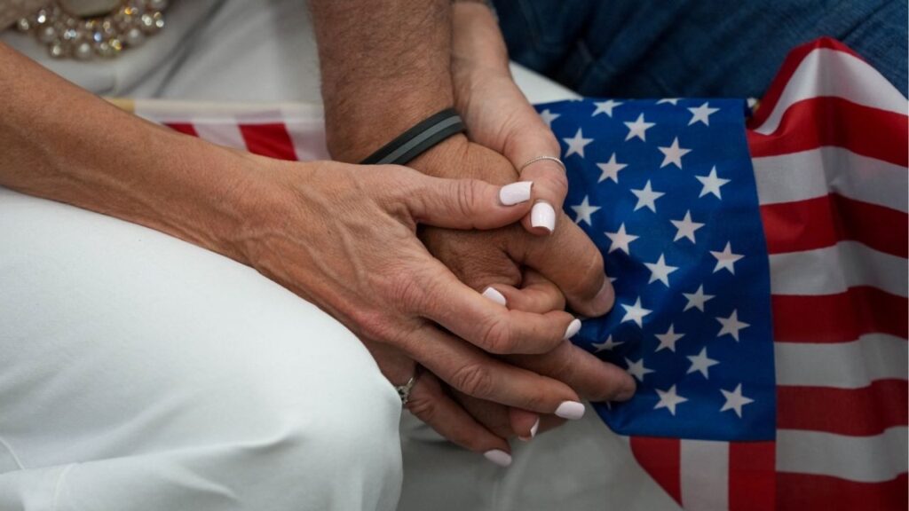 Supporters pray during a campaign rally against Virginia Democrats' proposed state redistricting constitutional amendment ahead of the referendum special election on April 21, in Bridgewater, Virginia, April 11, 2026. (Reuters File)